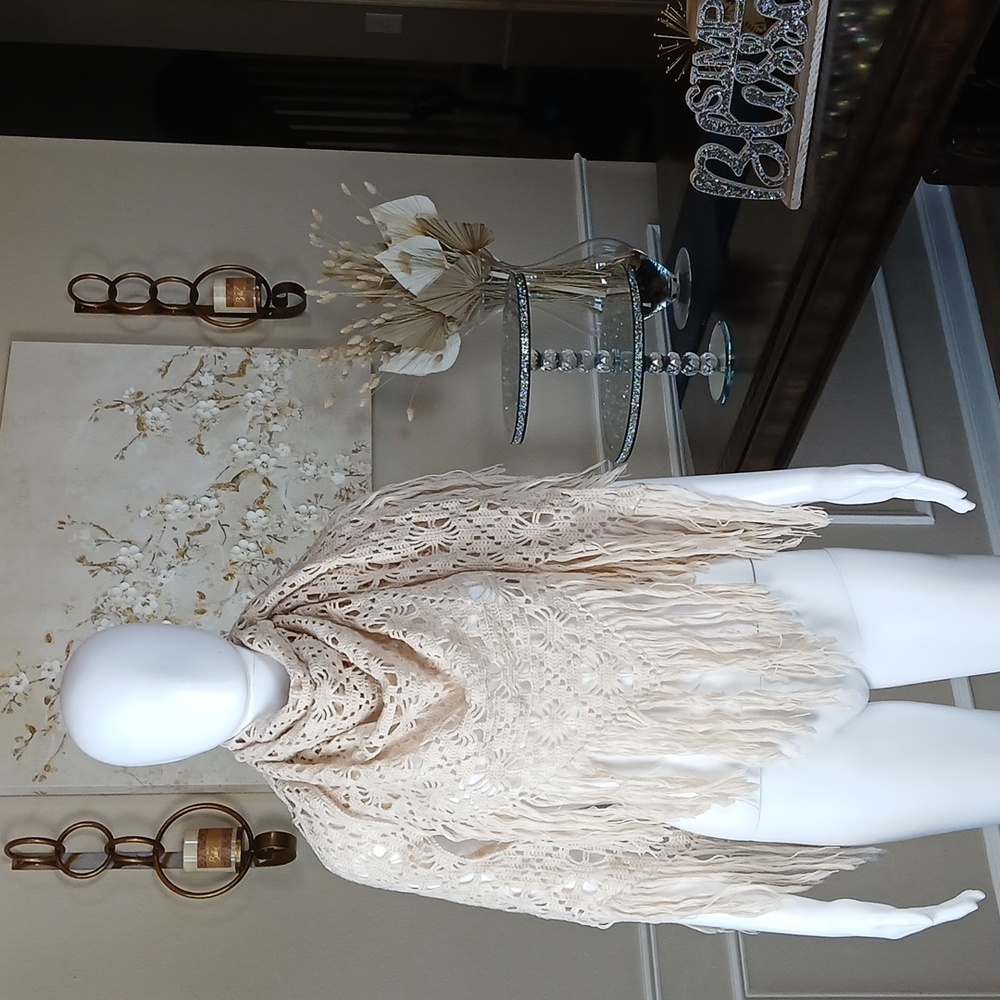 NWOT Boho Handmade Cream Knit Fringe Shawl Poncho Wrap Cover Up